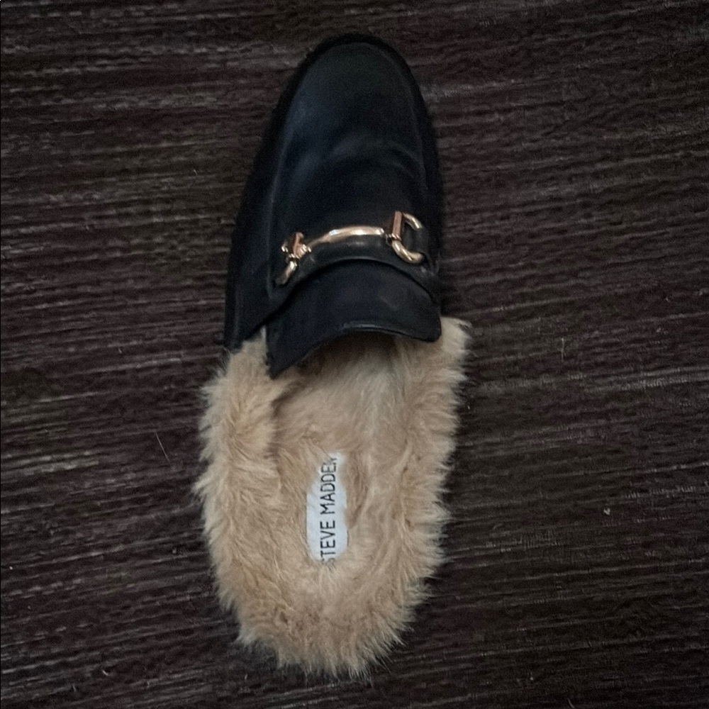 Steve Madden Black Fur-Lined Loafers